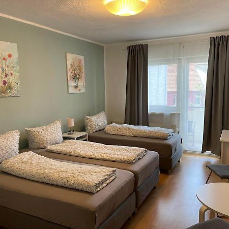 Top Lage 2 Zimmerwohnung Mit Balkon Und Bester Aussicht In Og 2 Links Rostock Dış mekan fotoğraf