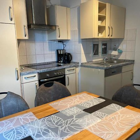 Top Lage 2 Zimmerwohnung Mit Balkon Und Bester Aussicht In Og 2 Links Rostock Dış mekan fotoğraf